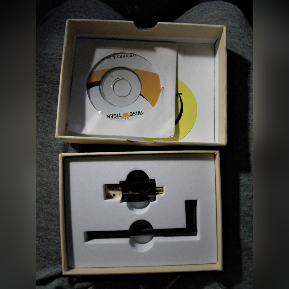 Nib Wise Tiger USB Wifi Adapter with CD